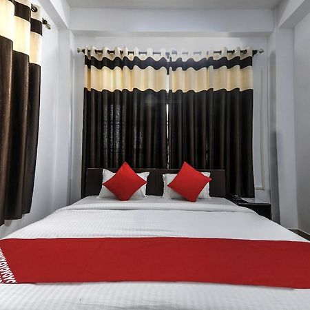 Oyo 13927 Green View Guest House Dispur Exterior foto