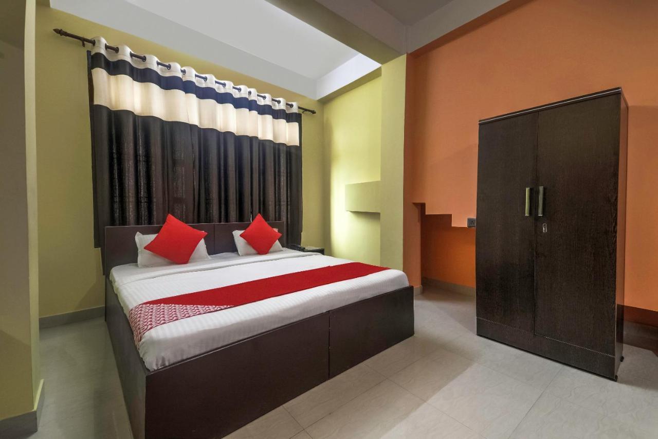 Oyo 13927 Green View Guest House Dispur Exterior foto