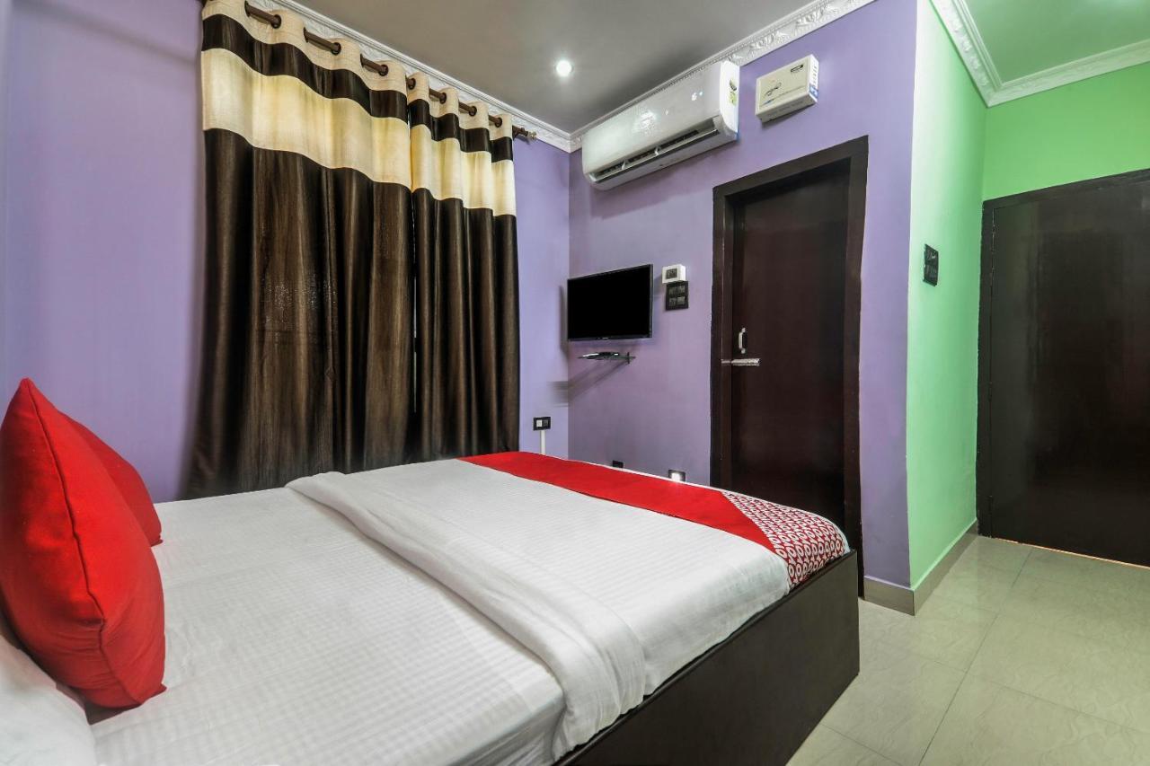 Oyo 13927 Green View Guest House Dispur Exterior foto