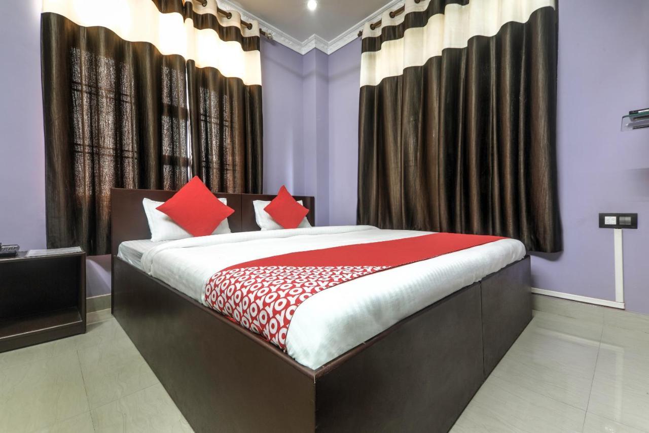 Oyo 13927 Green View Guest House Dispur Exterior foto
